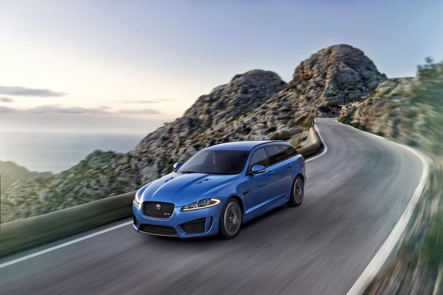  Jaguar XFR-S Sportbrake 2014 года  (UK) (фото 37 из 50)